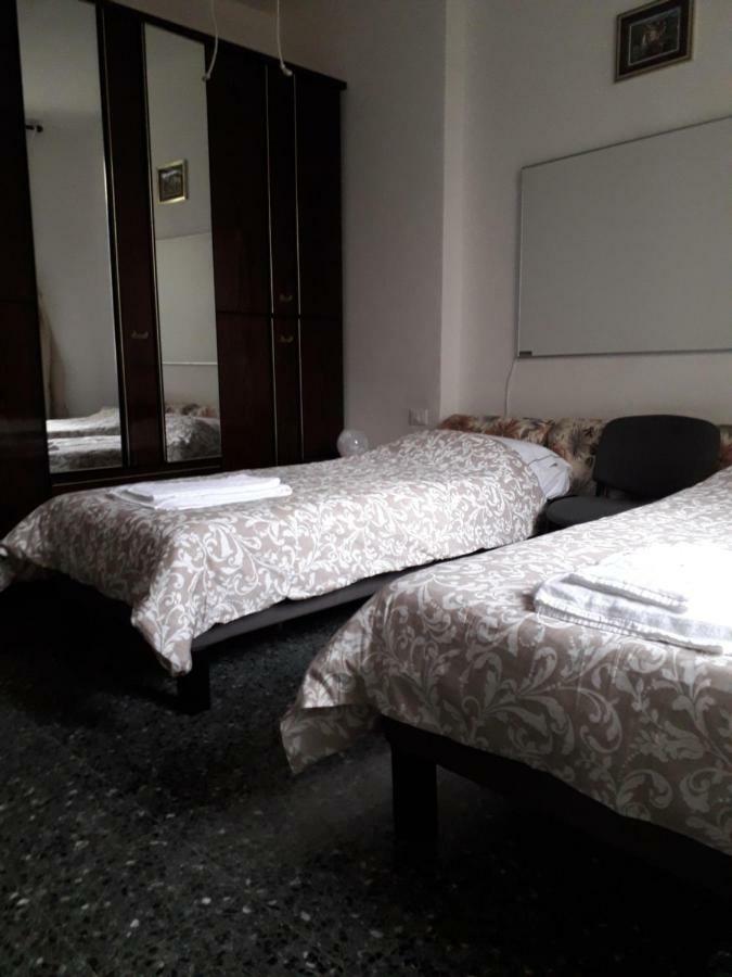 Isola Bi Bed & Breakfast Milano Eksteriør bilde